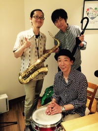 【ブログ-梅田】即席サックス＆ドラム教室開校！？レゲエバンドD-Aquaゲスト